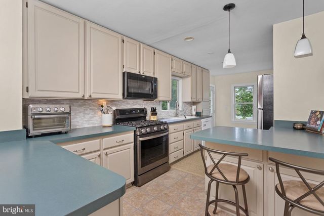 41 HILLSIDE AVE, Princeton, NJ 08540