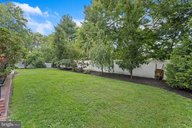 41 HILLSIDE AVE, Princeton, NJ 08540