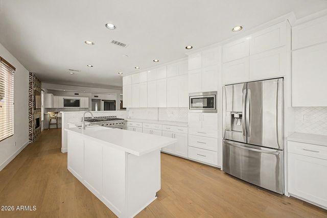2257 N 16TH Avenue, Phoenix, AZ 85007