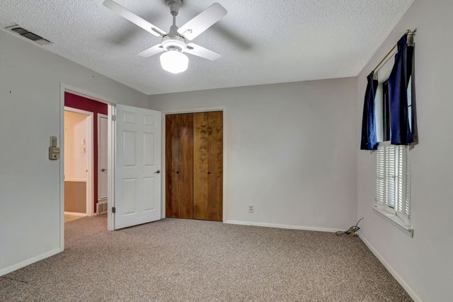 319 Allen Drive, Justin, TX 76247