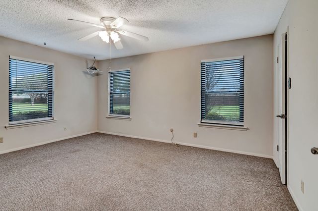 319 Allen Drive, Justin, TX 76247