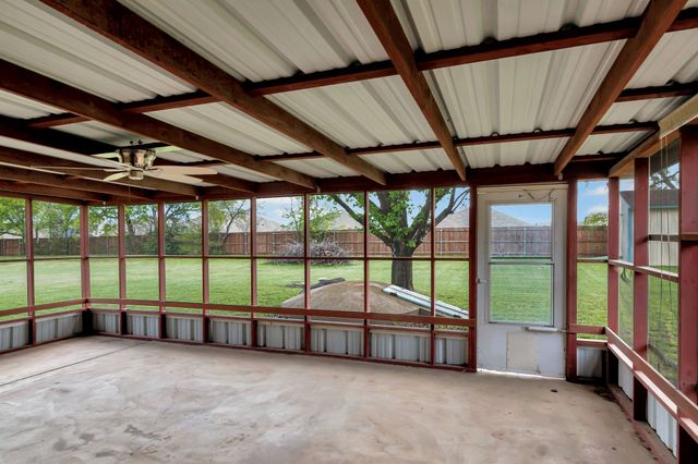 319 Allen Drive, Justin, TX 76247