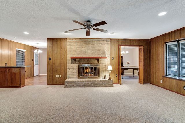 319 Allen Drive, Justin, TX 76247