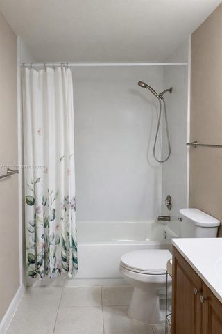 6364 La Costa Dr D, Boca Raton, FL 33433