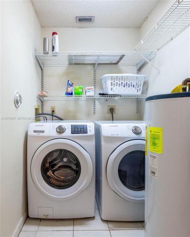 6364 La Costa Dr D, Boca Raton, FL 33433