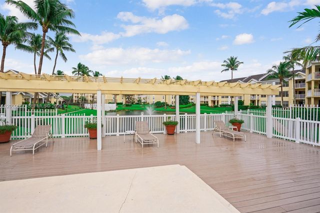 6364 La Costa Dr D, Boca Raton, FL 33433