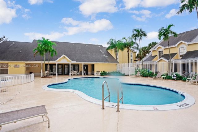 6364 La Costa Dr D, Boca Raton, FL 33433