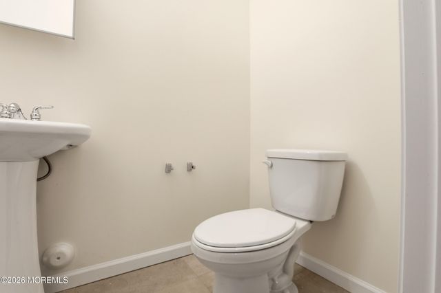 18 Yehuda Way, Lakewood, NJ 08701