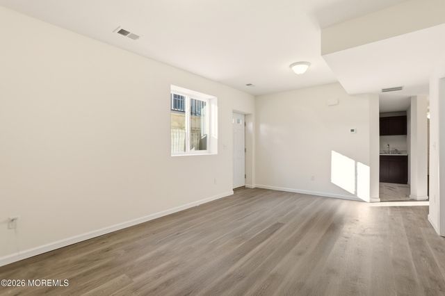 18 Yehuda Way, Lakewood, NJ 08701