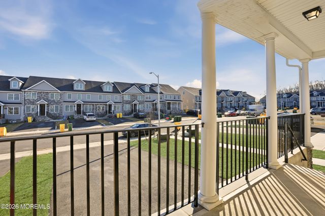 18 Yehuda Way, Lakewood, NJ 08701