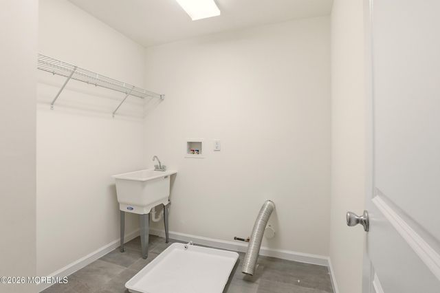 18 Yehuda Way, Lakewood, NJ 08701