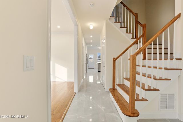 18 Yehuda Way, Lakewood, NJ 08701