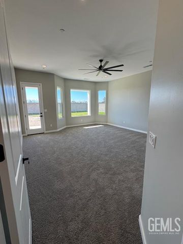 16746 Starview Court, Bakersfield, CA 93312