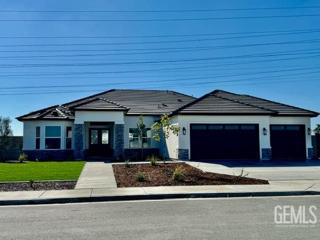 16746 Starview Court, Bakersfield, CA 93312