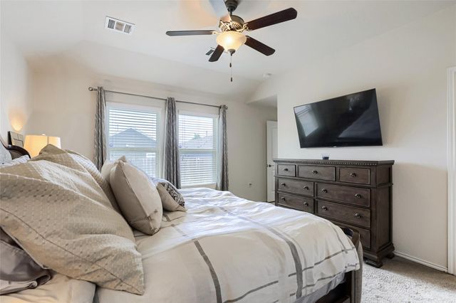 7216 Razors Edge DR, Austin, TX 78744