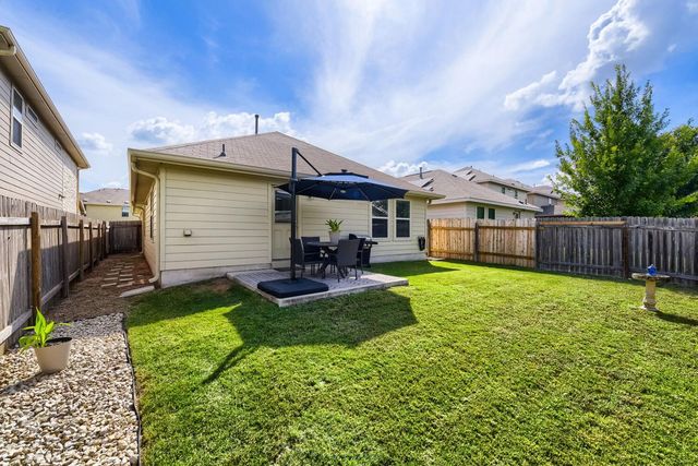 7216 Razors Edge DR, Austin, TX 78744