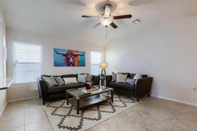 7216 Razors Edge DR, Austin, TX 78744