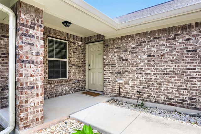 7216 Razors Edge DR, Austin, TX 78744