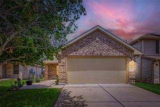 7216 Razors Edge DR, Austin, TX 78744