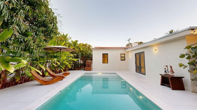 1277 SW 19th St, Miami, FL 33145