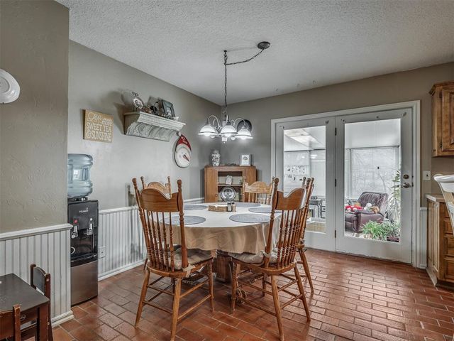 904 Marston Drive, Edmond, OK 73034