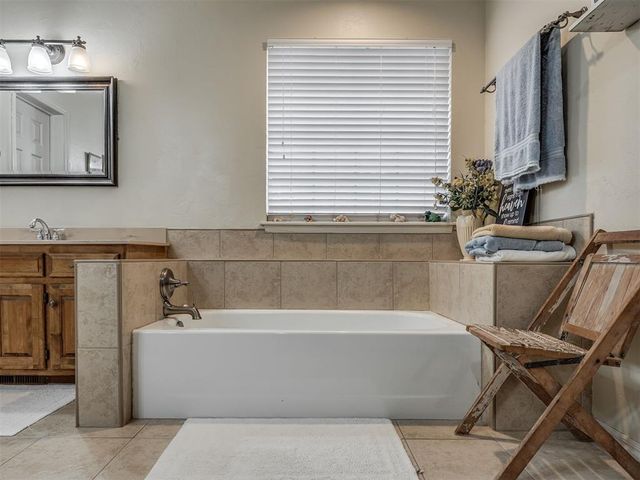 904 Marston Drive, Edmond, OK 73034