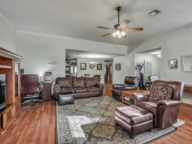 904 Marston Drive, Edmond, OK 73034