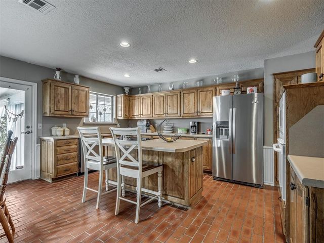 904 Marston Drive, Edmond, OK 73034