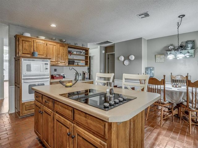 904 Marston Drive, Edmond, OK 73034