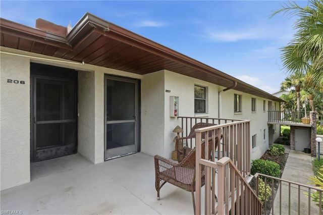 10 Beth Stacey BLVD 206, Lehigh Acres, FL 33936