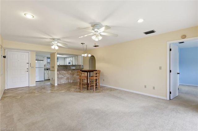 10 Beth Stacey BLVD 206, Lehigh Acres, FL 33936