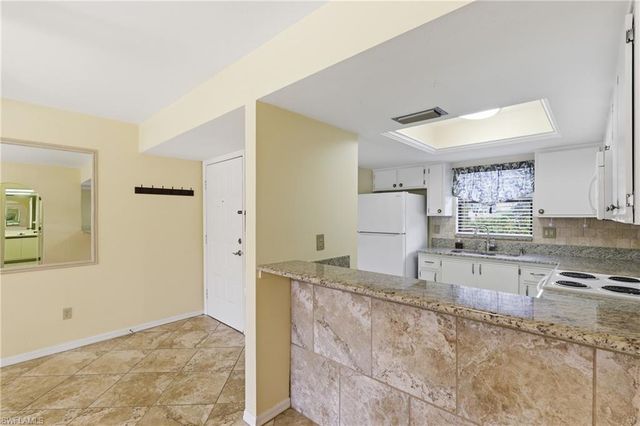10 Beth Stacey BLVD 206, Lehigh Acres, FL 33936