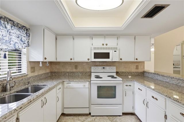 10 Beth Stacey BLVD 206, Lehigh Acres, FL 33936