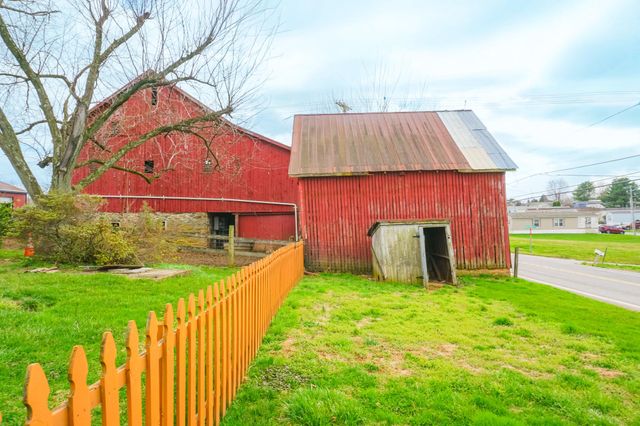 14803 MT OLIVET RD, Felton, PA 17322