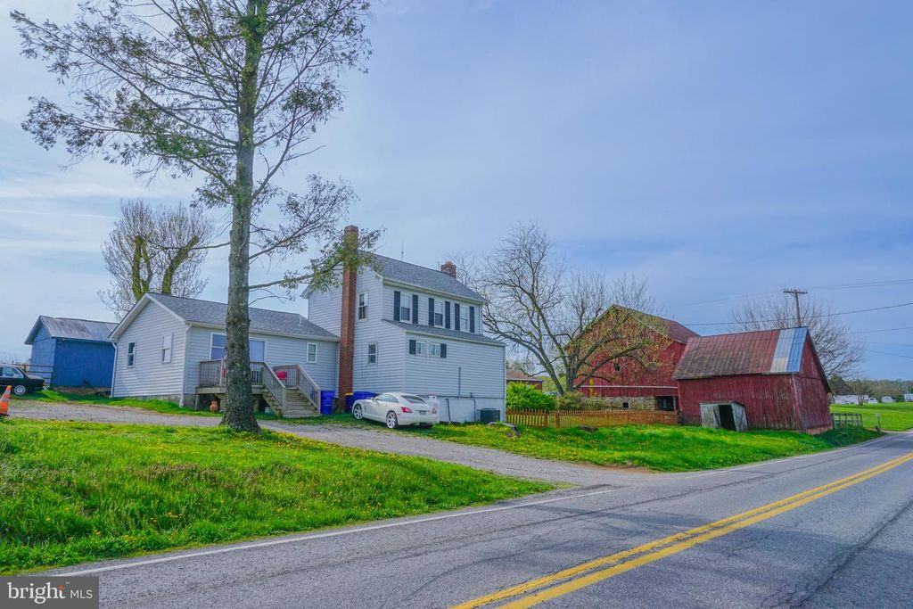 14803 MT OLIVET RD, Felton, PA 17322