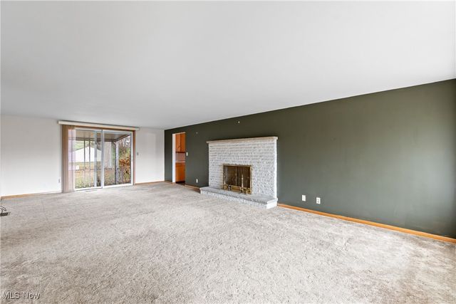 2301 Hillwood Street, Magnolia, OH 44643