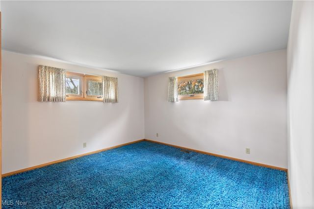 2301 Hillwood Street, Magnolia, OH 44643