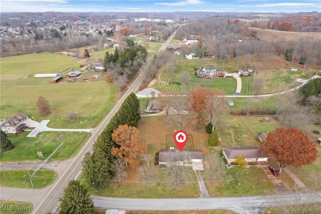 2301 Hillwood Street, Magnolia, OH 44643