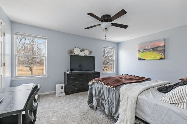 2060 Muirfield Circle, Elgin, IL 60123