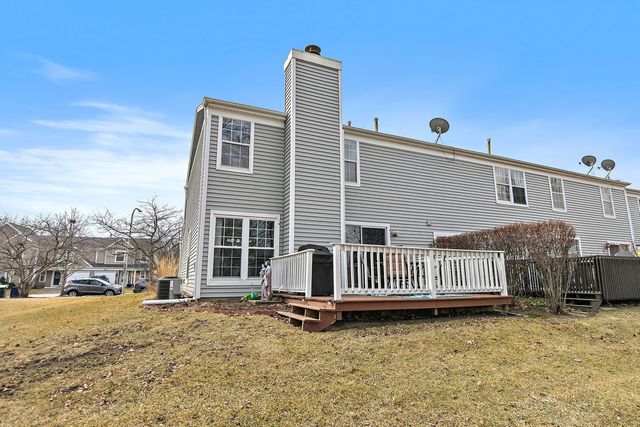 2060 Muirfield Circle, Elgin, IL 60123