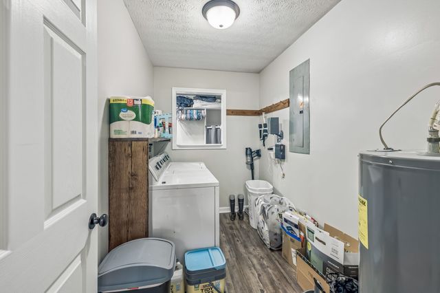 2916 Galen Rd, Lafayette, TN 37083