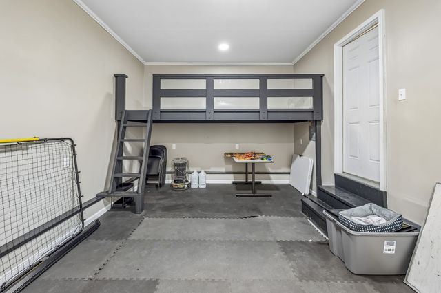 2916 Galen Rd, Lafayette, TN 37083