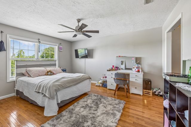 2916 Galen Rd, Lafayette, TN 37083