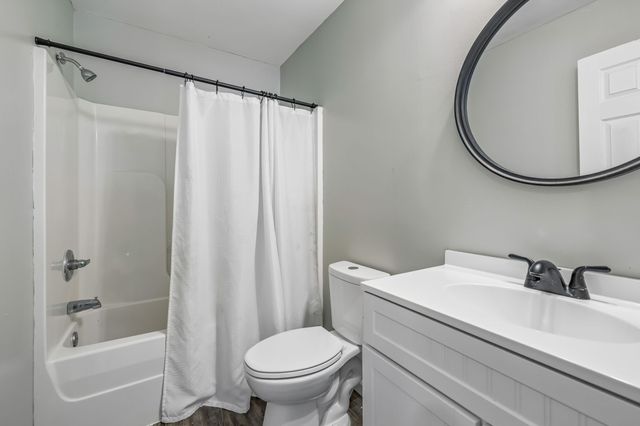 2916 Galen Rd, Lafayette, TN 37083