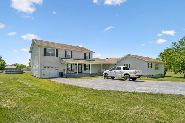 2916 Galen Rd, Lafayette, TN 37083