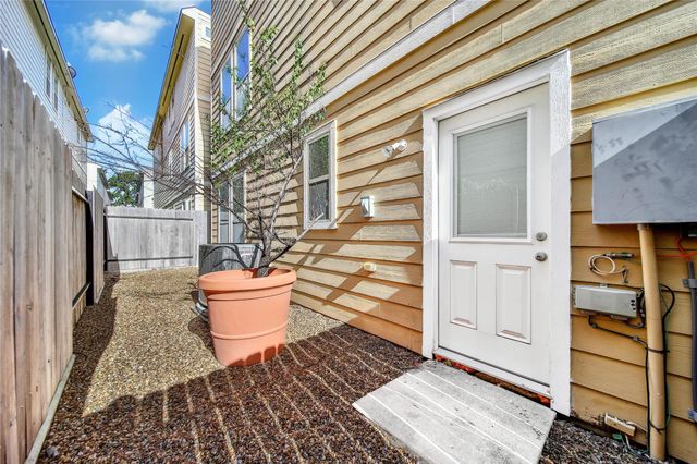 3308 Home Point Drive, Houston, TX 77091
