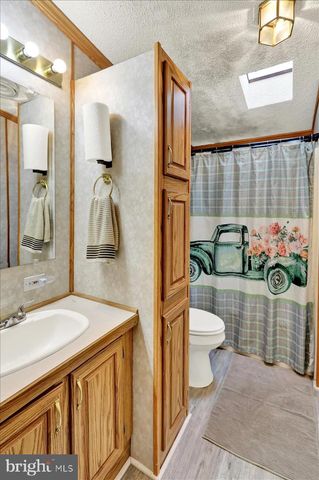 104 SILVER WIND CT S, Lancaster, PA 17603