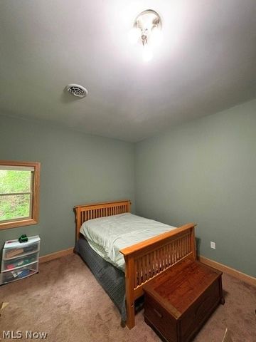2934 Henderson School Road NE, New Philadelphia, OH 44663