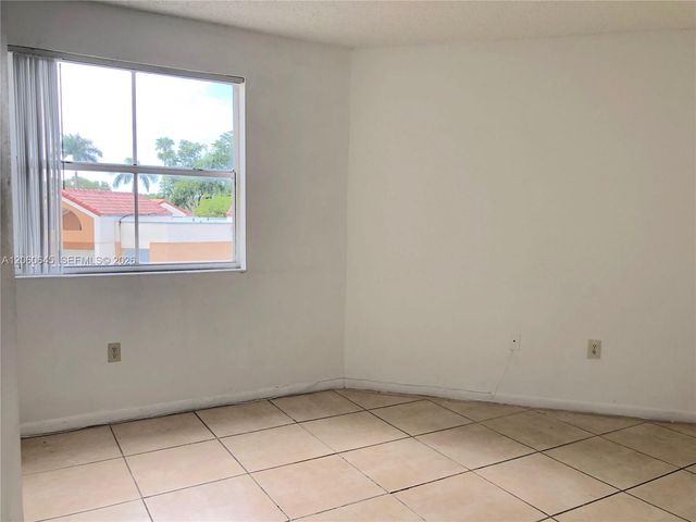6280 NW 186th St 311, Hialeah, FL 33015