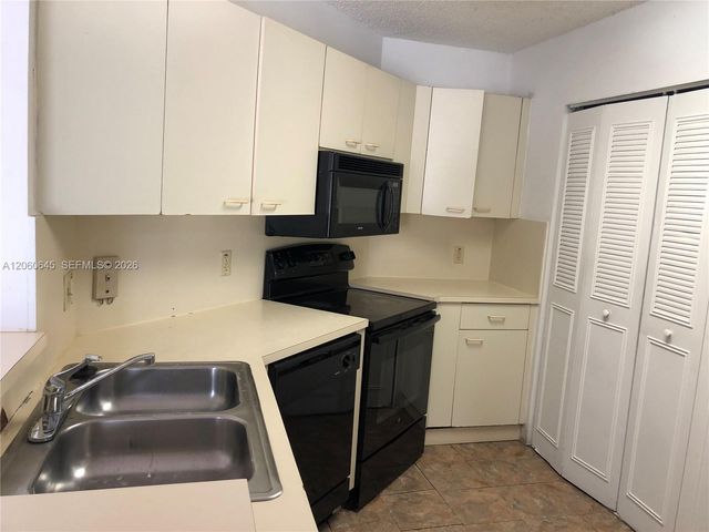 6280 NW 186th St 311, Hialeah, FL 33015